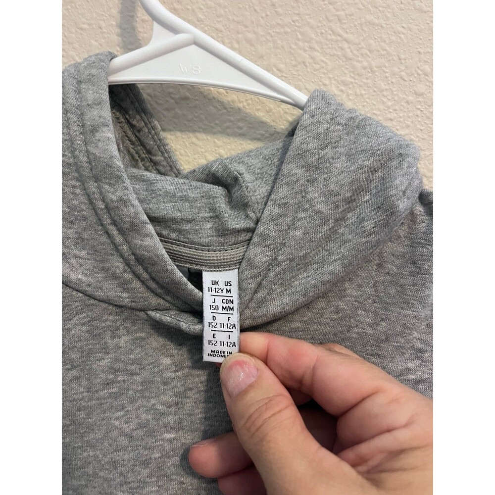 Adidas Hoodie size: medium - Picture 3 of 3